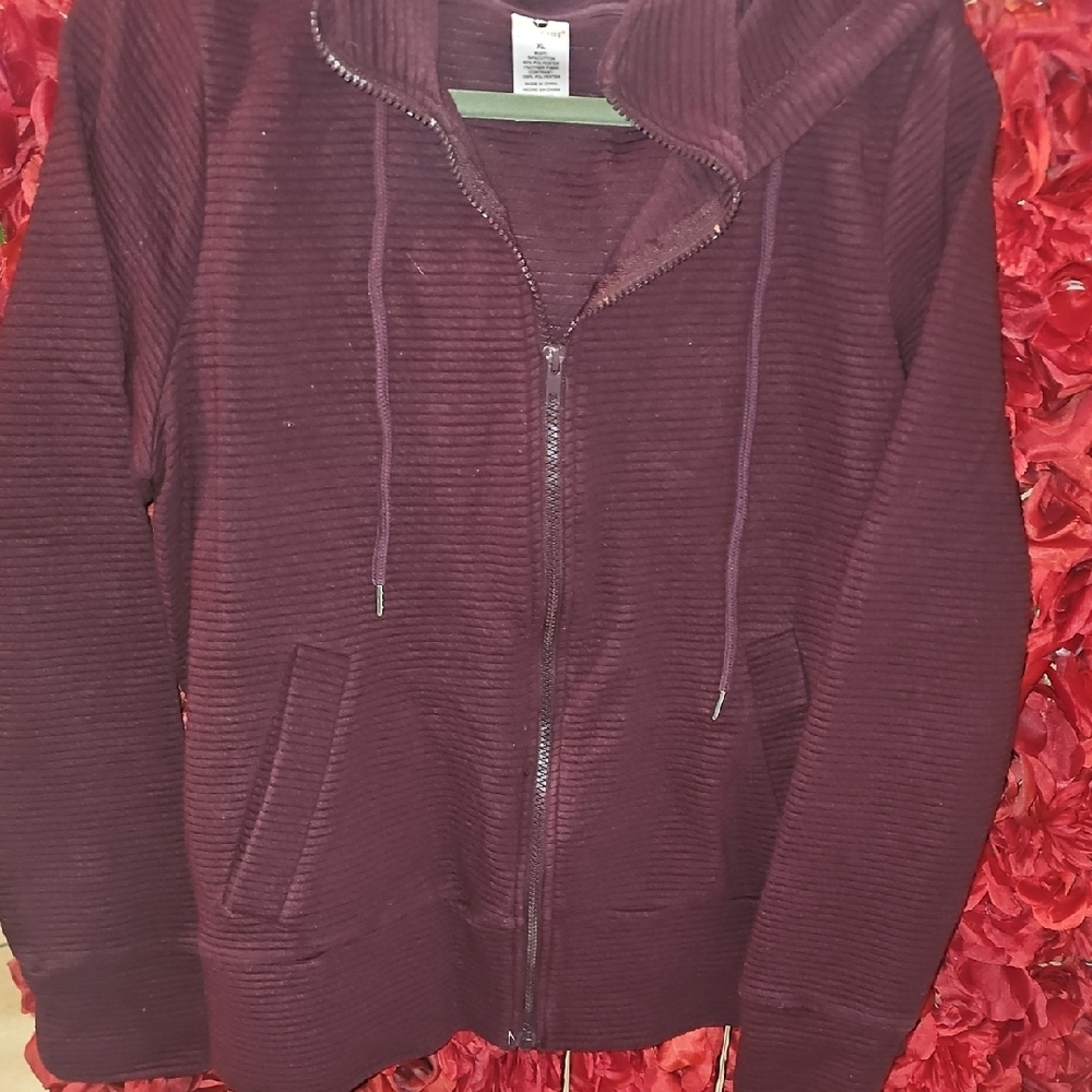 Active Life Women's Burgundy Ribbed Hoodie Size Xlarge